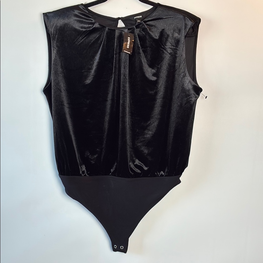 Express Velour Luxe Black Sleeveless Bodysuit Size Large